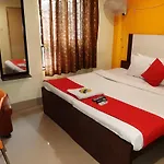 Hotel Akash Inn